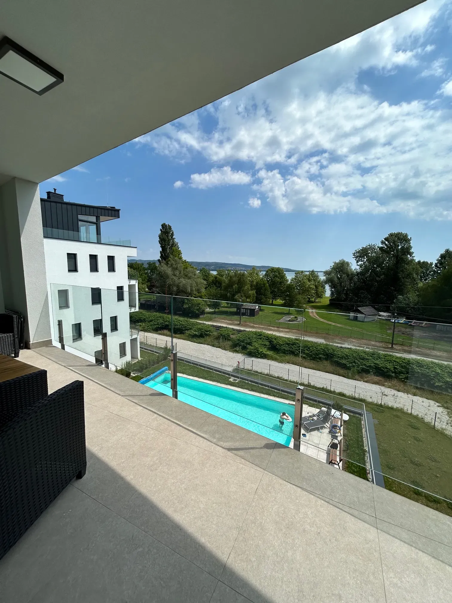 Helikon Sunrise Apartment